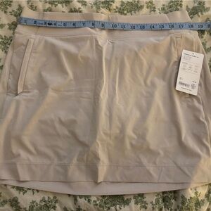 NWT cream Brooklyn skort